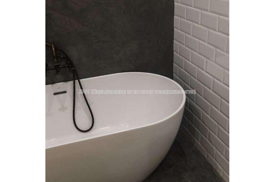 Продам квартиру, Науки просп. , 3  ком., 104 м², авторский дизайн 