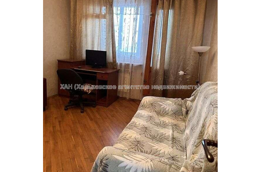 Продам квартиру, Академика Павлова ул. , 4 кім., 83 м², косметический ремонт 