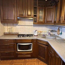 Продам квартиру, Академика Павлова ул. , 4 кім., 83 м², косметический ремонт