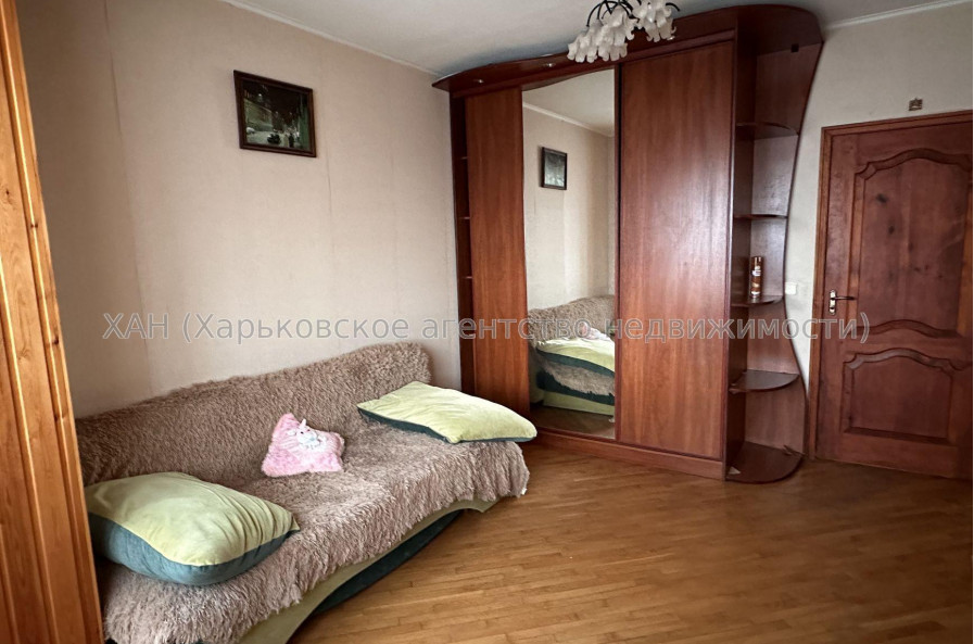 Продам квартиру, Академика Павлова ул. , 4 кім., 83 м², косметический ремонт 