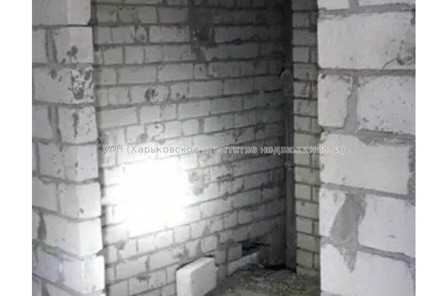 Продам квартиру, Полтавский Шлях ул. , 1 кім., 41 м², без внутренних работ 