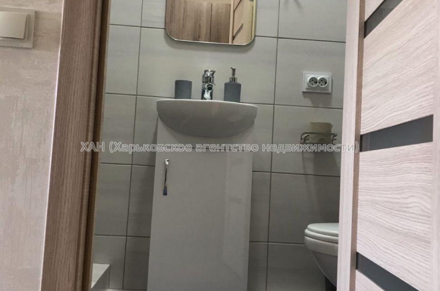 Продам квартиру, Ковалевская ул. , 1  ком., 19 м², капитальный ремонт 