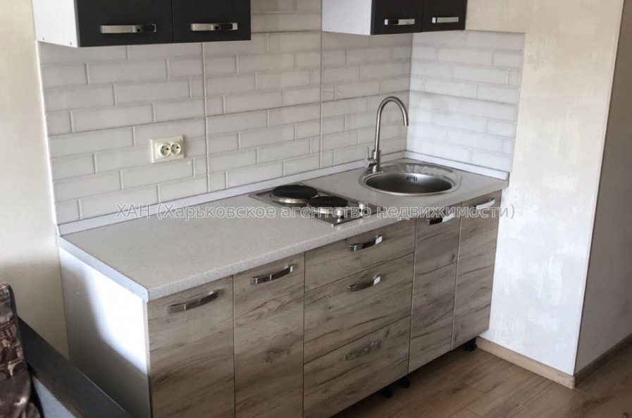 Продам квартиру, Ковалевская ул. , 1  ком., 19 м², капитальный ремонт 