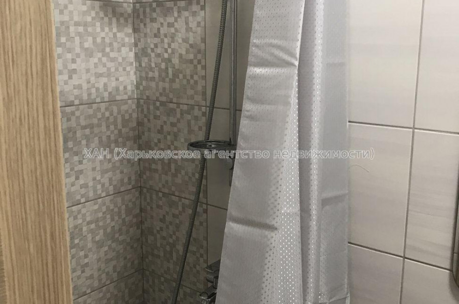 Продам квартиру, Ковалевская ул. , 1  ком., 19 м², капитальный ремонт 