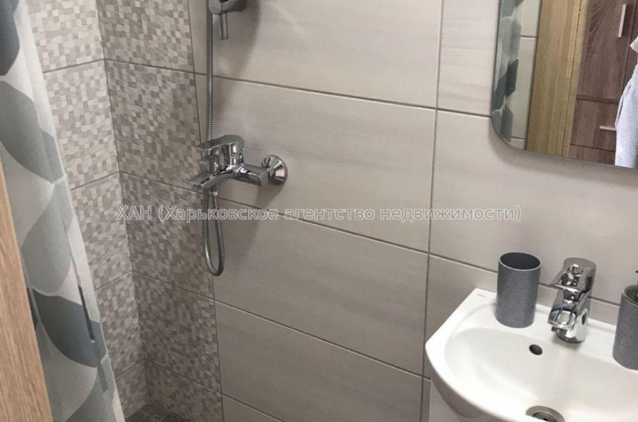 Продам квартиру, Ковалевская ул. , 1 кім., 19 м², капитальный ремонт 