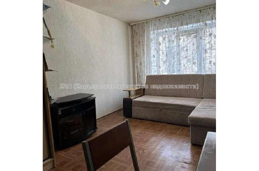 Продам квартиру, Александровский просп. , 1 кім., 24 м², косметический ремонт 