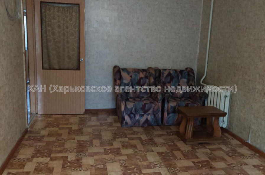 Продам квартиру, Светлая ул. , 3  ком., 63.10 м², косметический ремонт 