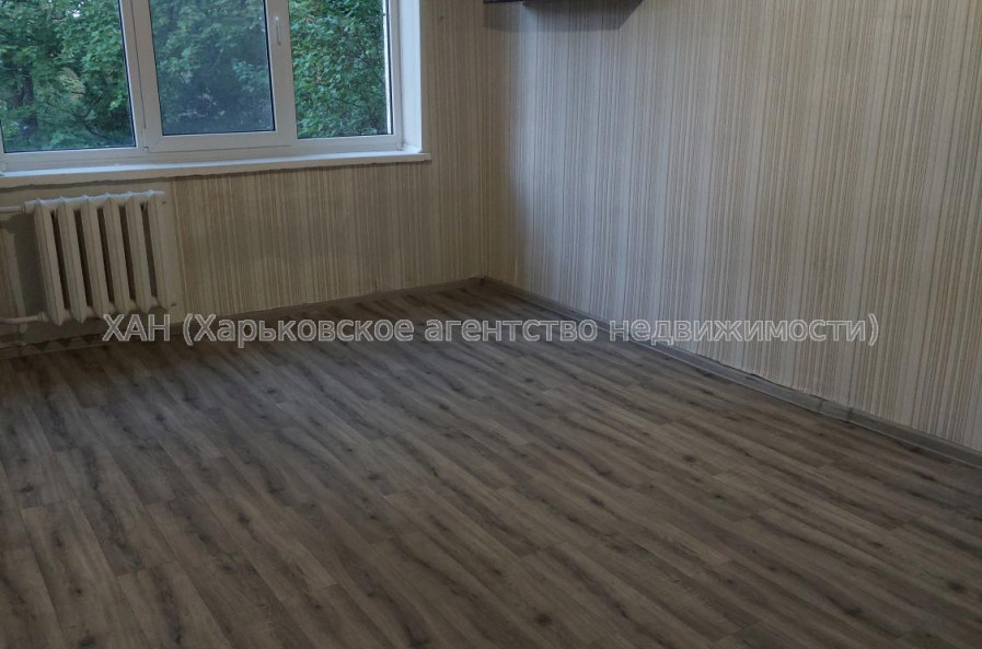 Продам квартиру, Светлая ул. , 3  ком., 63.10 м², косметический ремонт 