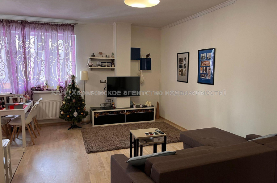 Продам квартиру, Подлесная ул. , 1  ком., 61 м², евроремонт 