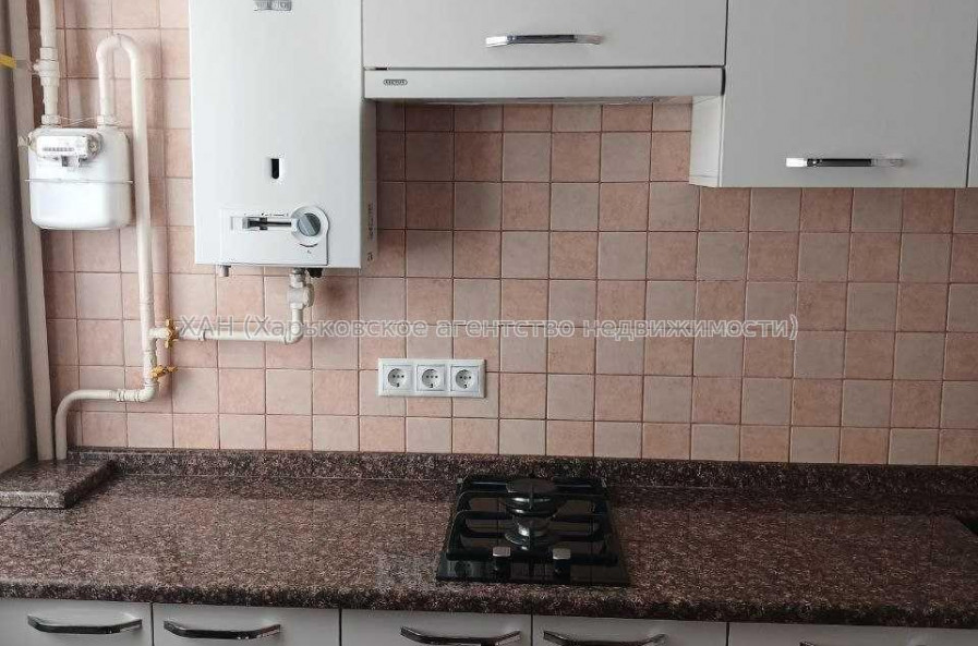 Продам квартиру, Полтавский Шлях ул. , 1  ком., 30 м², капитальный ремонт 