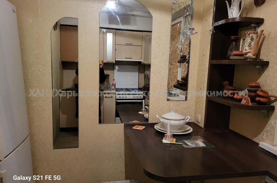 Продам квартиру, Леся Сердюка ул. , 3  ком., 64 м², косметический ремонт 