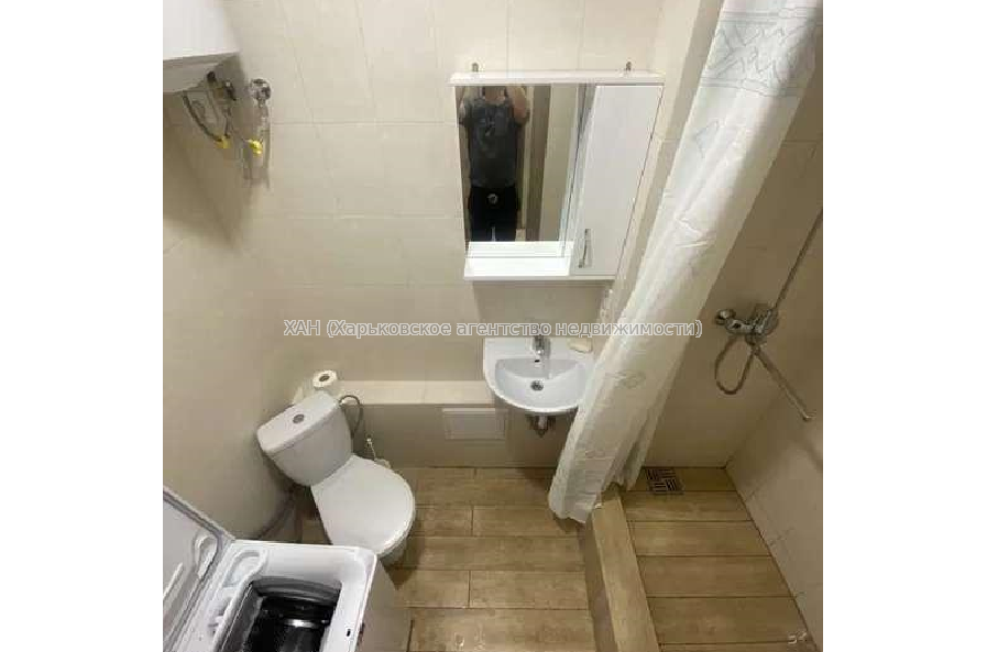 Продам квартиру, Салтовское шоссе , 1 кім., 22 м², капитальный ремонт 