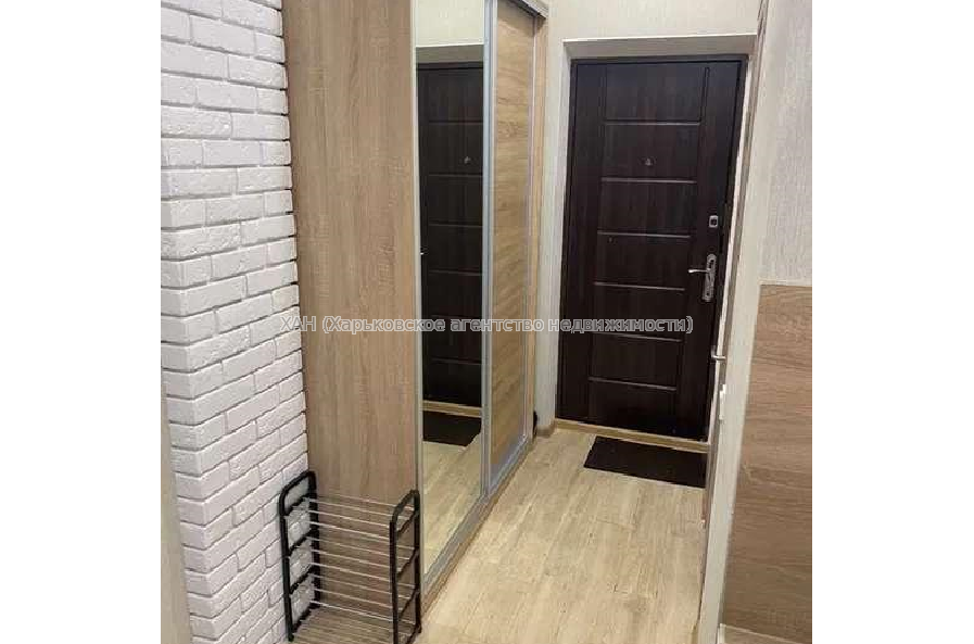 Продам квартиру, Салтовское шоссе , 1 кім., 22 м², капитальный ремонт 