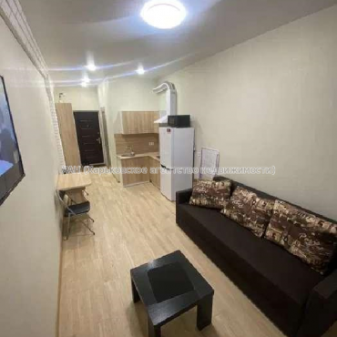 Продам квартиру, Салтовское шоссе , 1 кім., 22 м², капитальный ремонт 