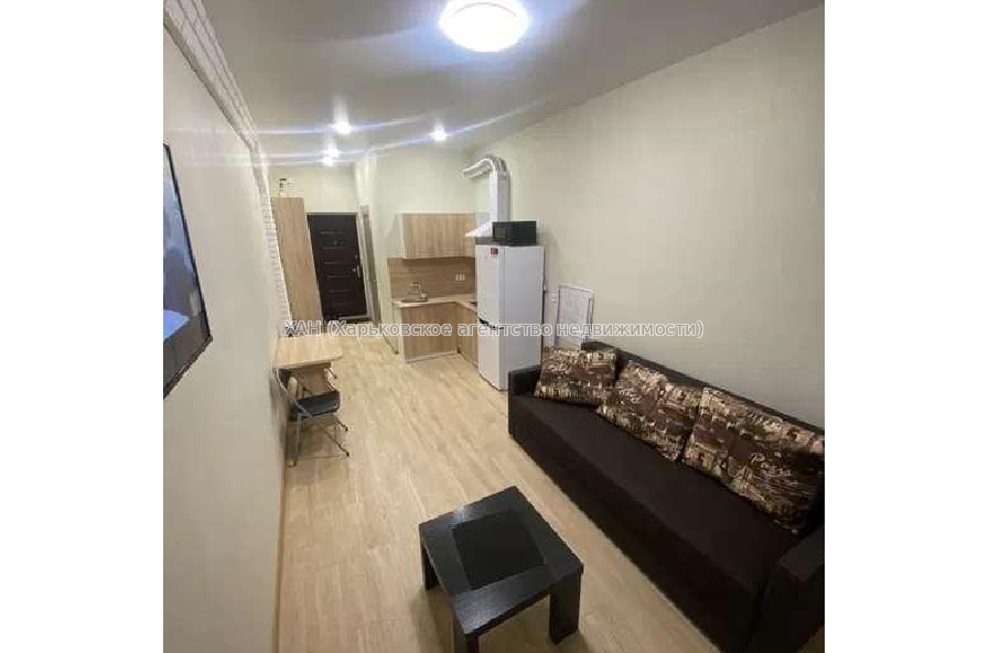 Продам квартиру, Салтовское шоссе , 1 кім., 22 м², капитальный ремонт 
