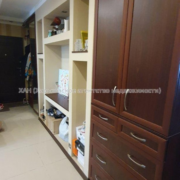 Продам квартиру, Академика Павлова ул. , 3 кім., 65 м², евроремонт 