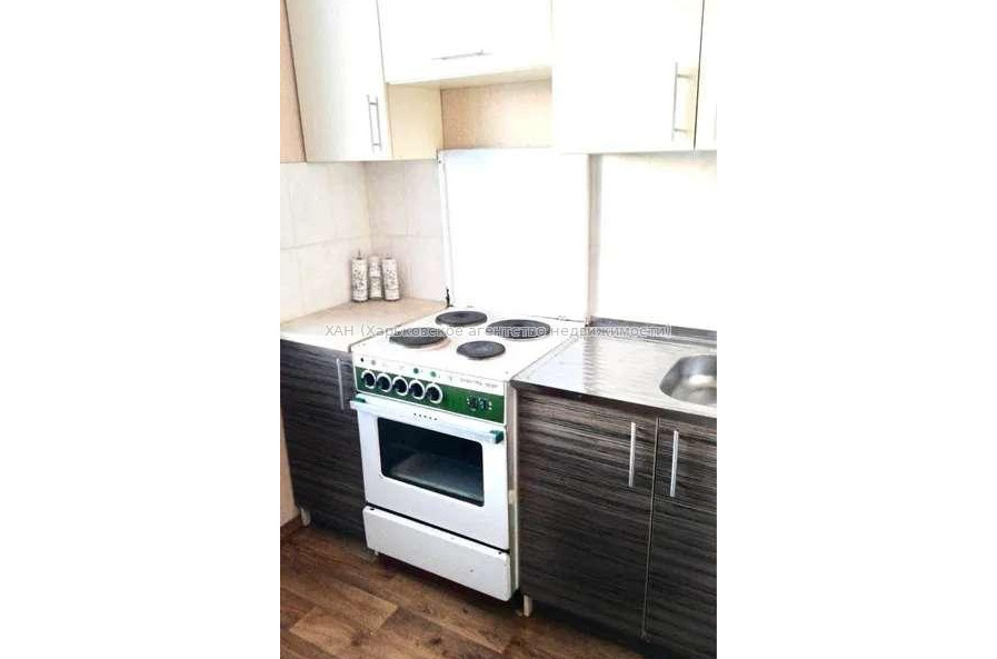 Продам квартиру, Победы просп. , 1  ком., 33 м², косметический ремонт 