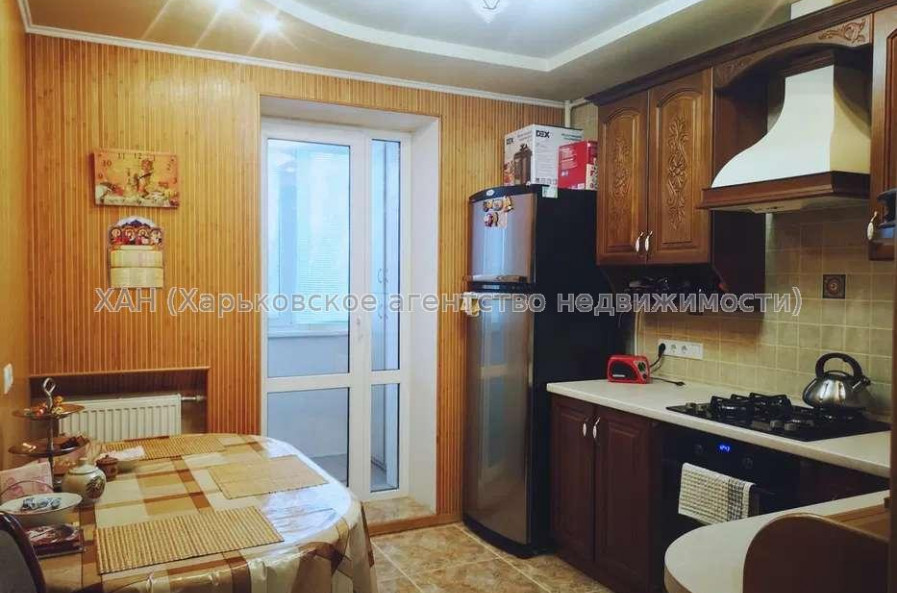 Продам квартиру, Танкопия ул. , 2 кім., 60 м², капитальный ремонт 