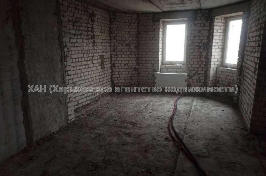 Продам квартиру, Профессорская ул. , 3  ком., 70 м², без внутренних работ 