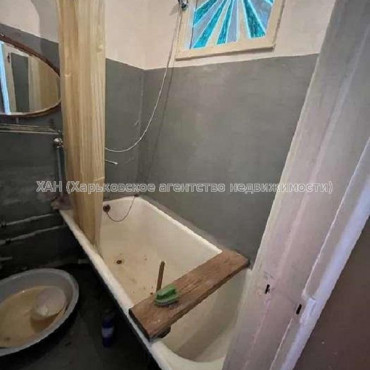 Продам квартиру, Инициативная ул. , 2  ком., 44 м², частичный ремонт 