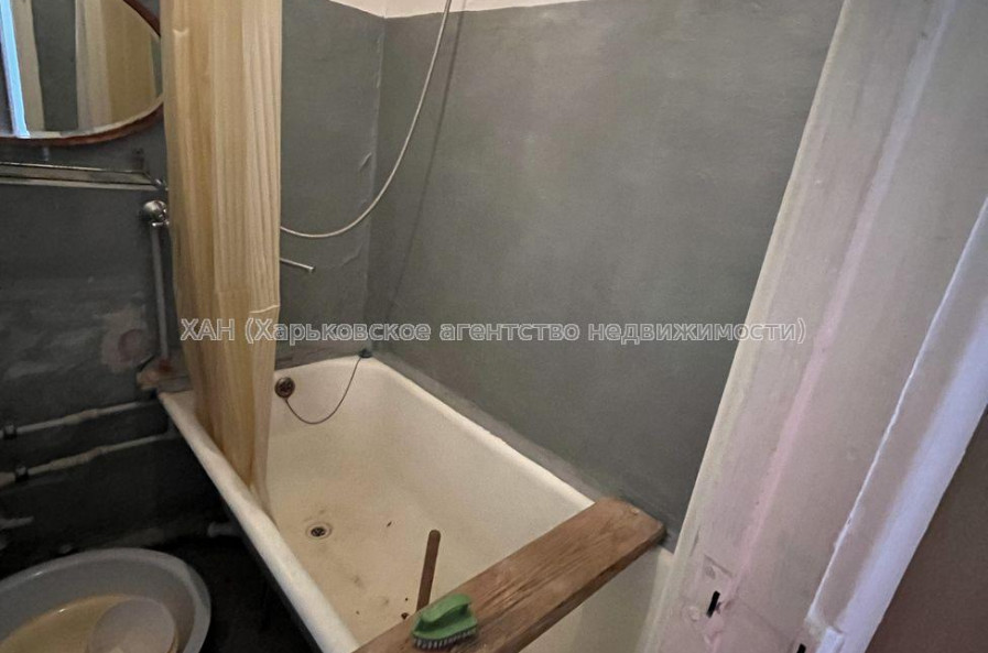 Продам квартиру, Инициативная ул. , 2  ком., 44 м², частичный ремонт 