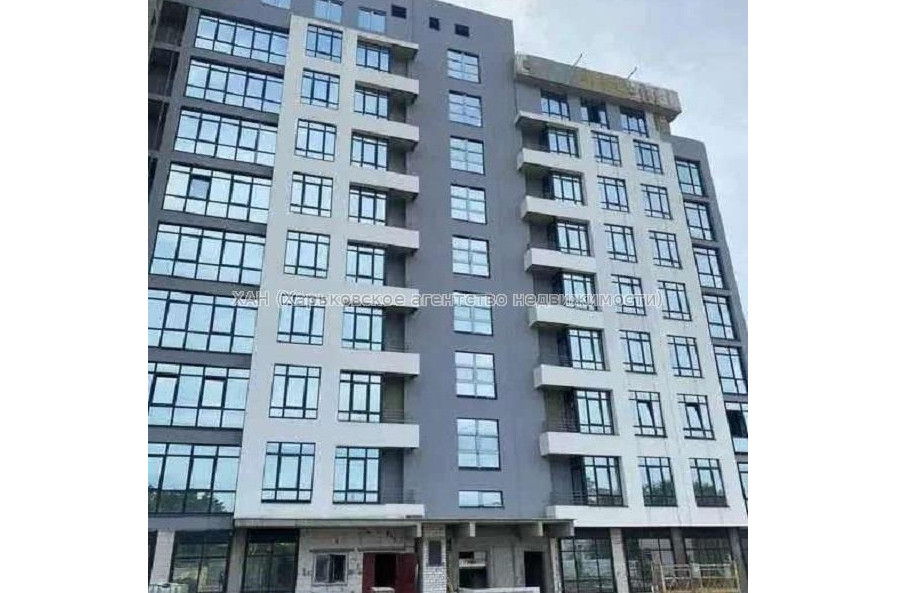 Продам квартиру, Авиационная ул. , 2  ком., 72 м², без внутренних работ 