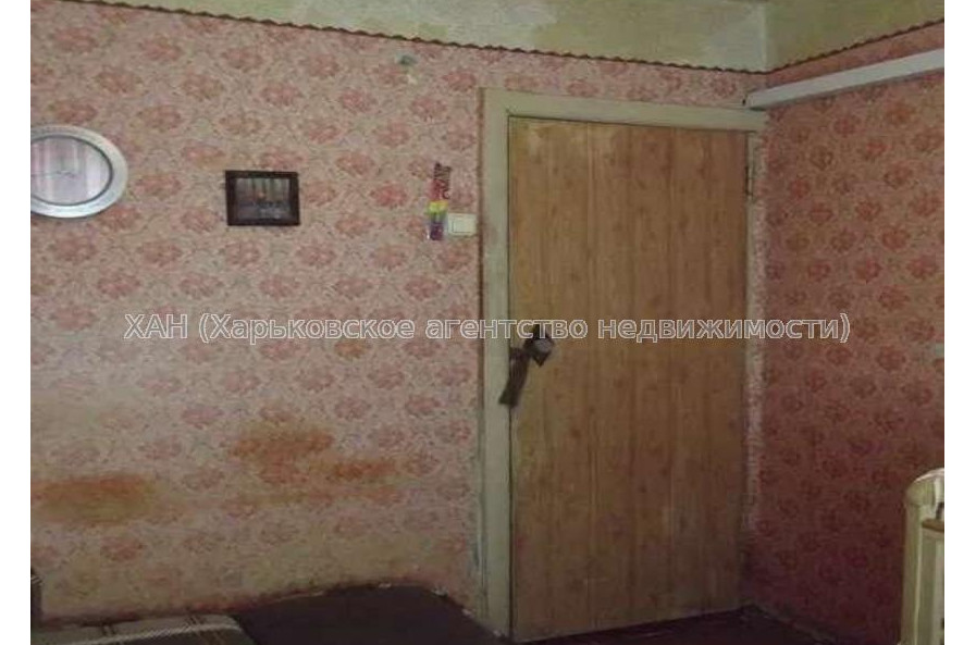 Продам квартиру, Новгородская ул. , 2 кім., 45 м², косметический ремонт 