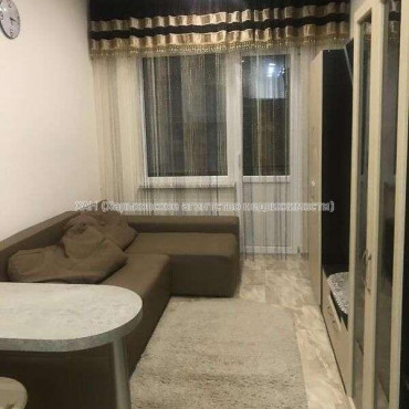 Продам квартиру, Героев Харькова просп. , 1 кім., 25 м², капитальный ремонт 