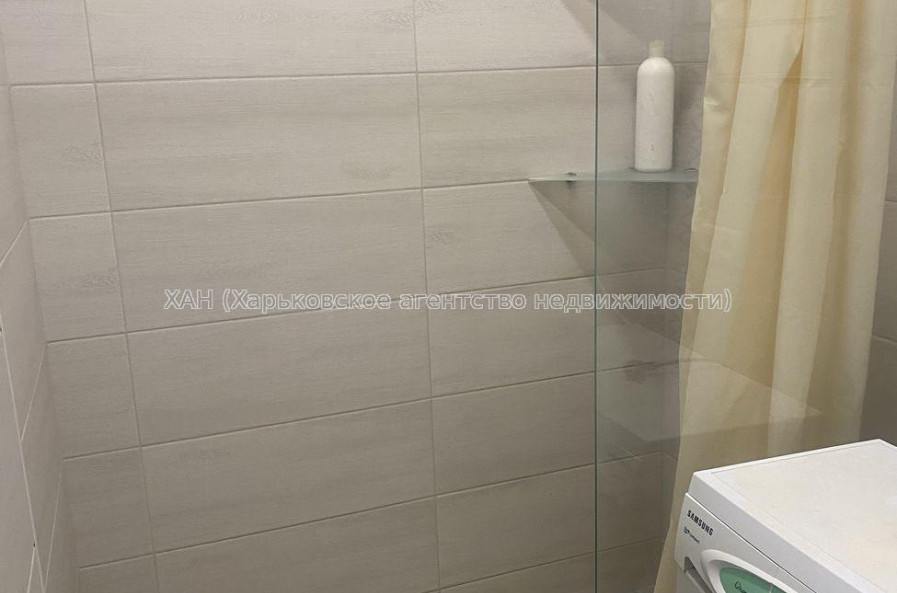 Продам квартиру, Героев Харькова просп. , 1 кім., 25 м², капитальный ремонт 