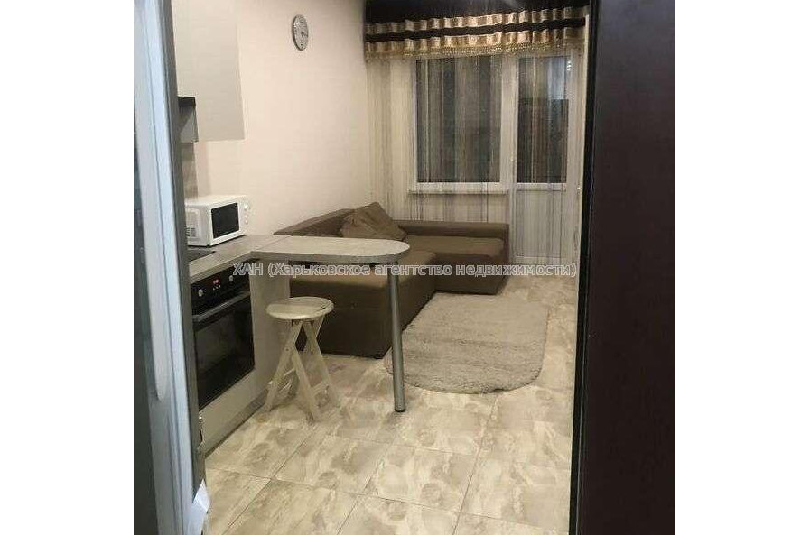 Продам квартиру, Героев Харькова просп. , 1 кім., 25 м², капитальный ремонт 