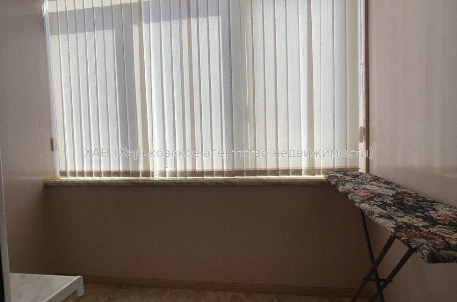Продам квартиру, Героев Харькова просп. , 1  ком., 25 м², капитальный ремонт 