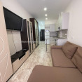 Продам квартиру, Героев Харькова просп. , 1  ком., 25 м², капитальный ремонт 