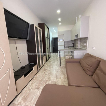 Продам квартиру, Героев Харькова просп. , 1  ком., 25 м², капитальный ремонт 