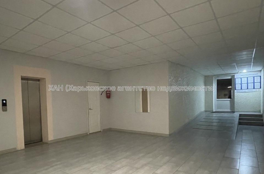 Продам квартиру, Героев Харькова просп. , 1  ком., 25 м², капитальный ремонт 