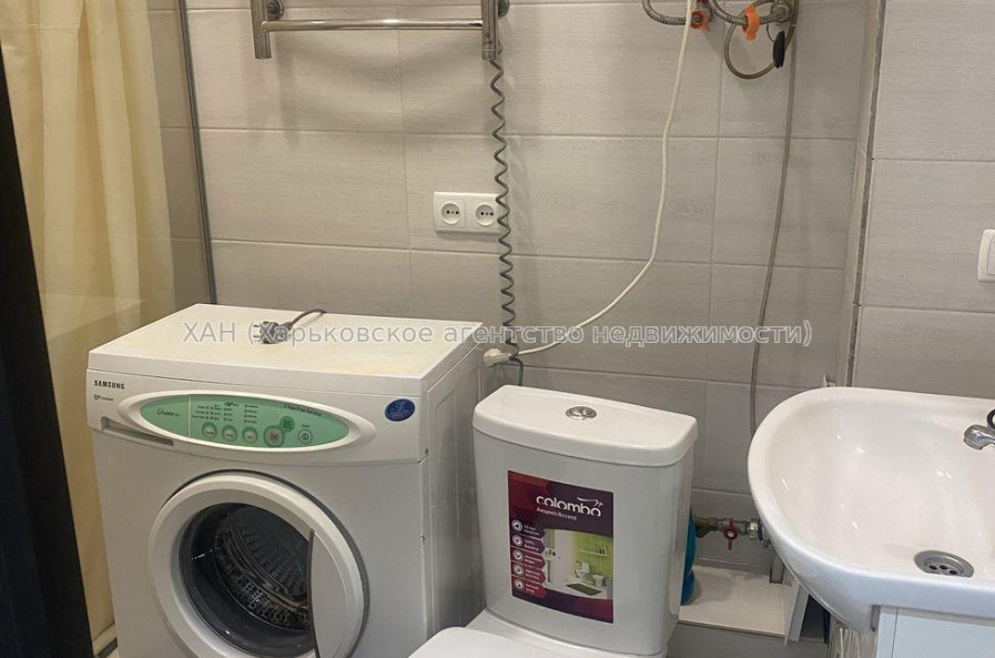 Продам квартиру, Героев Харькова просп. , 1 кім., 25 м², капитальный ремонт 