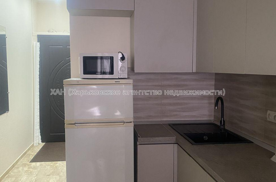 Продам квартиру, Героев Харькова просп. , 1 кім., 25 м², капитальный ремонт 