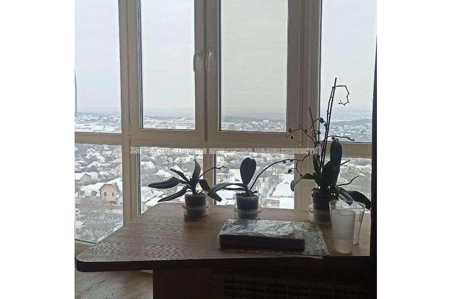 Продам квартиру, Жуковского просп. , 1 кім., 36 м², капитальный ремонт 