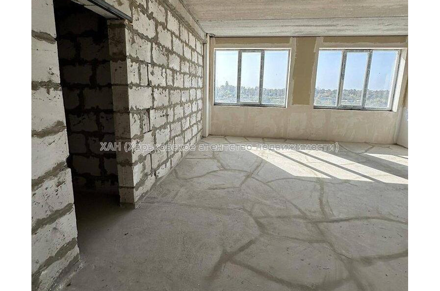 Продам квартиру, Тракторостроителей просп. , 1  ком., 36 м², без ремонта 