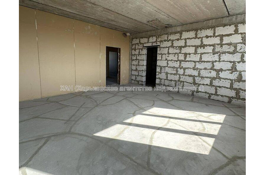 Продам квартиру, Тракторостроителей просп. , 1  ком., 36 м², без ремонта 