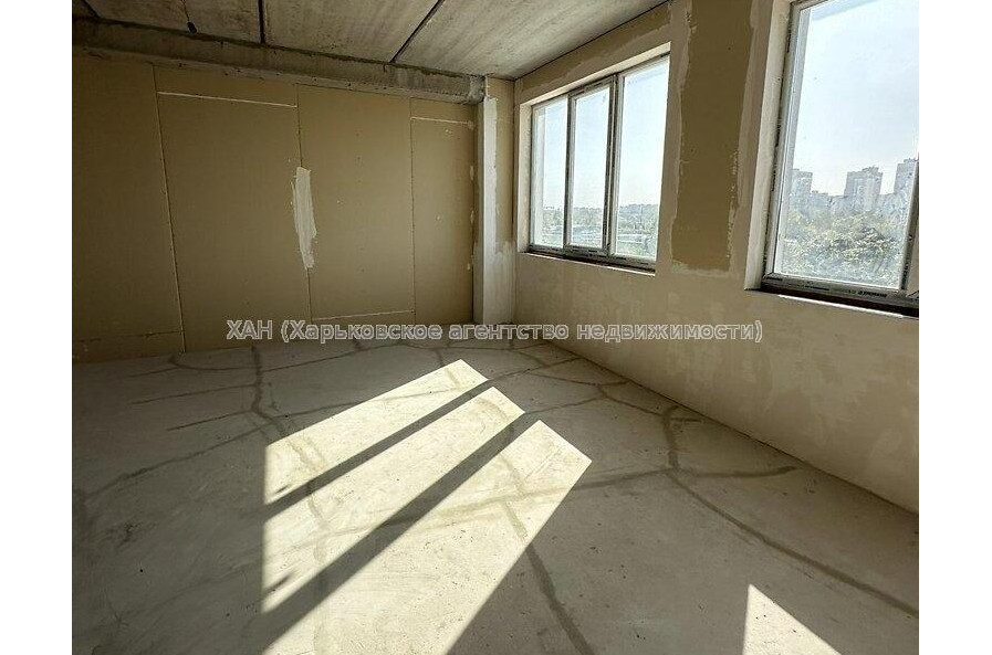 Продам квартиру, Тракторостроителей просп. , 1  ком., 36 м², без ремонта 