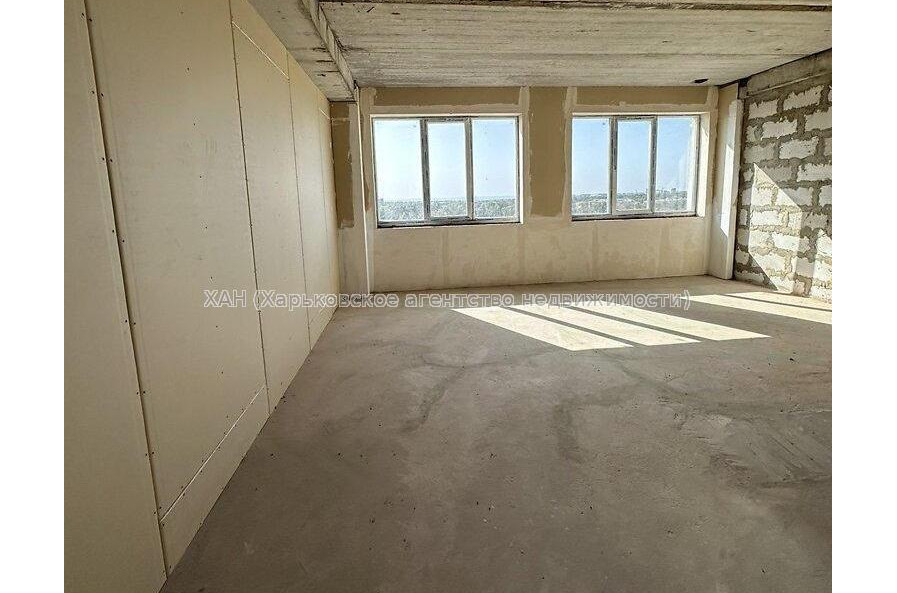 Продам квартиру, Тракторостроителей просп. , 1  ком., 36 м², без ремонта 