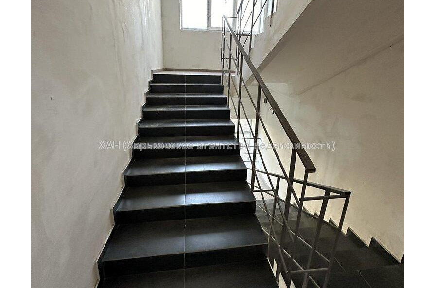 Продам квартиру, Тракторостроителей просп. , 1  ком., 36 м², без ремонта 