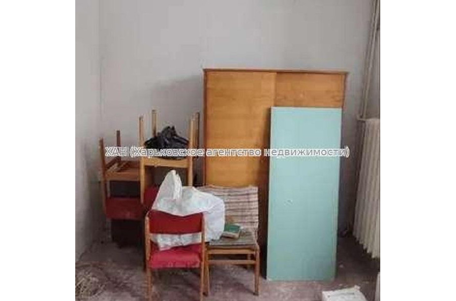 Продам квартиру, Библика ул. , 3 кім., 65 м², частичный ремонт 