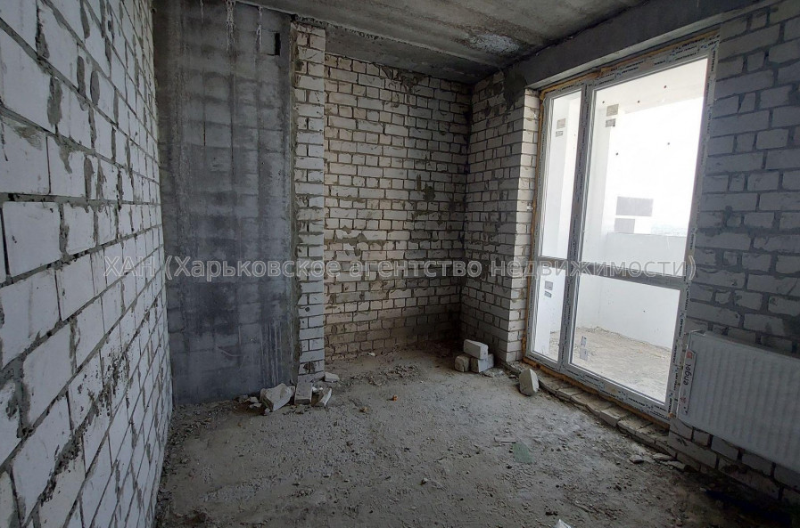 Продам квартиру, Полтавский Шлях ул. , 1  ком., 40 м², без внутренних работ 