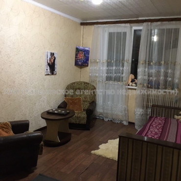 Сдам квартиру, Яны Червоной ул. , 1  ком., 33 м², косметический ремонт 