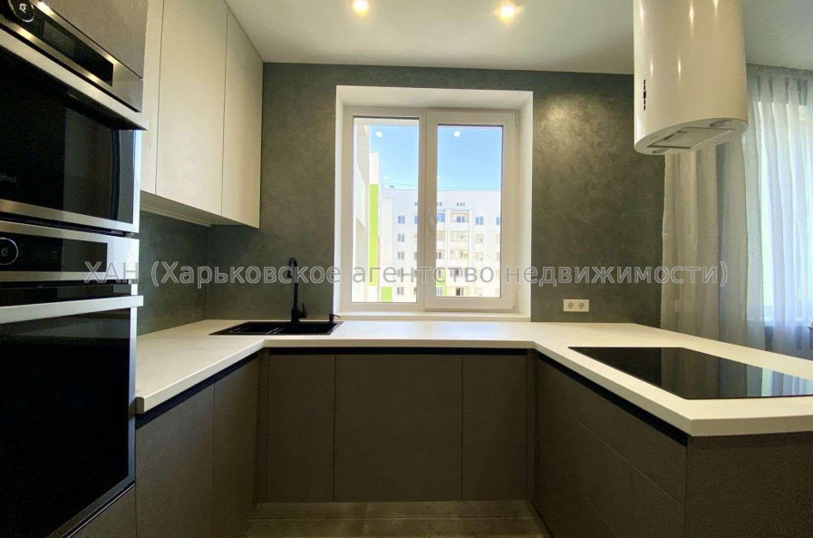 Продам квартиру, Мира ул. , 3  ком., 80 м², авторский дизайн 