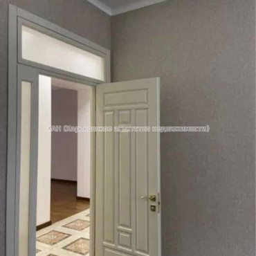 Продам квартиру, Куликовский спуск , 5 кім., 150 м², евроремонт 