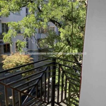 Продам квартиру, Куликовский спуск , 5 кім., 150 м², евроремонт 