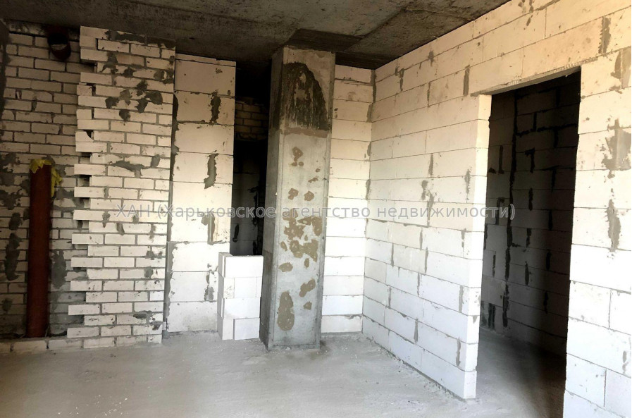 Продам квартиру, Льва Ландау просп. , 2  ком., 76 м², без ремонта 