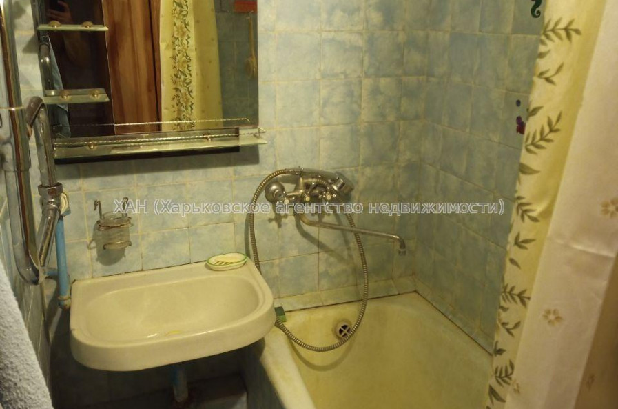 Здам квартиру, 23 Августа ул. , 6 , 2 кім., 46 м², косметический ремонт 